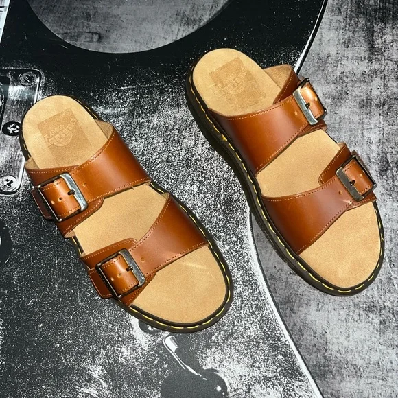 NEW Dr. Martens Sandal